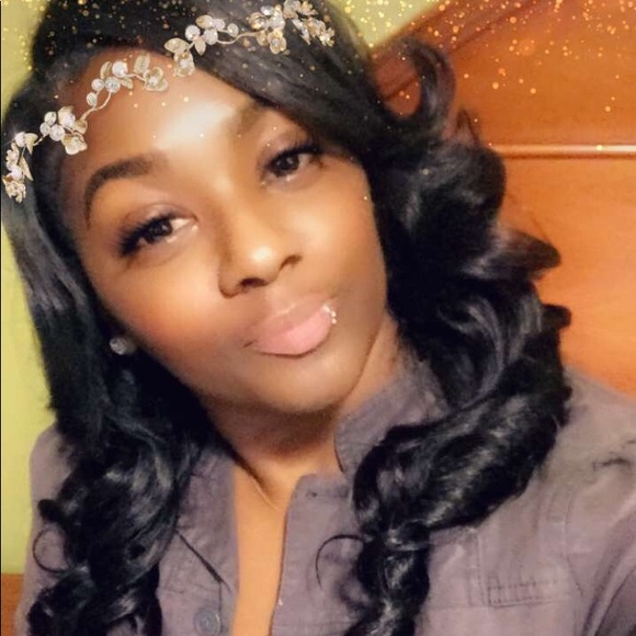 Meet your Posher, Rita - Picture 3 of 5